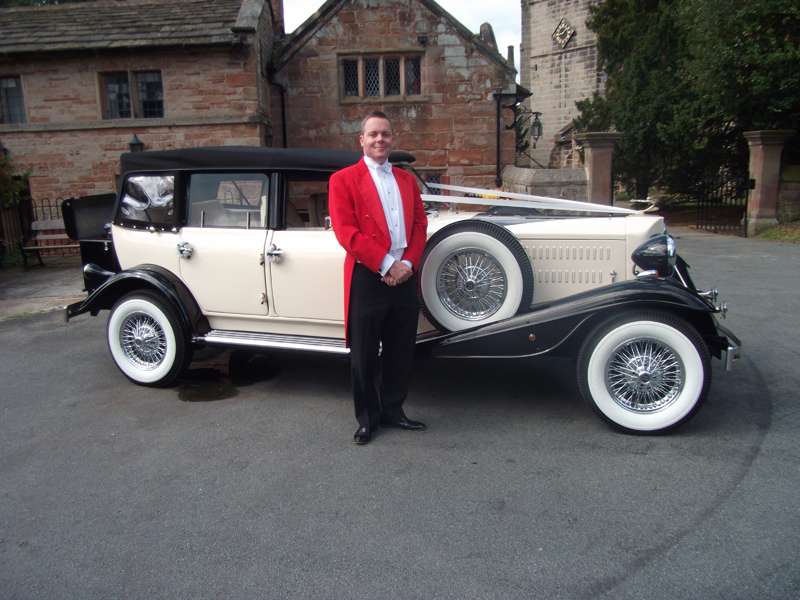 Eric Jones, Chester Toastmaster, delivering outstanding wedding services to happy clients .